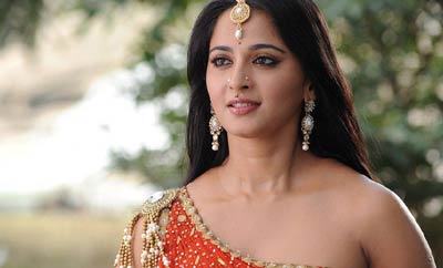 Anushka's fans make creative demand