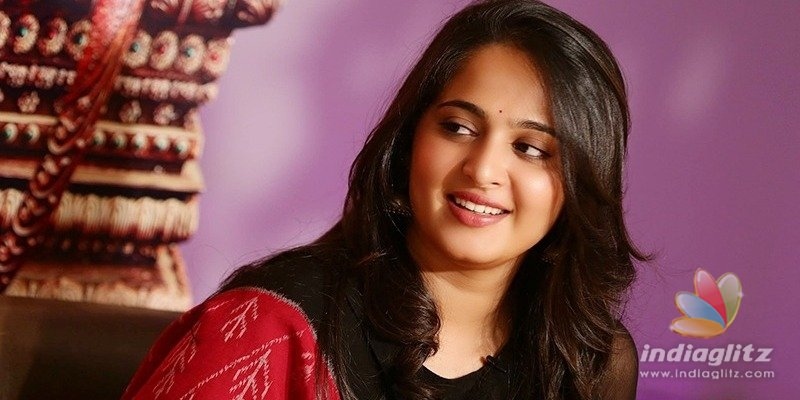 Anushka Shetty gets nostalgic as Super turns a year older