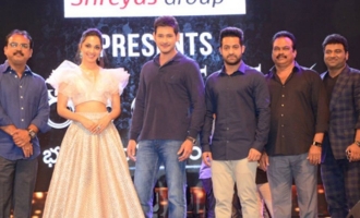 'BAN' sabha held, speeches mesmerize fans of Mahesh, NTR