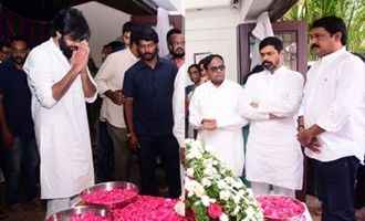 Celebs Pay Last Respects To Nandamuri Harikrishna (set 2)