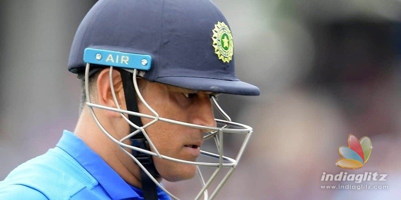 Dhoni faced no-ball controversy becomes big