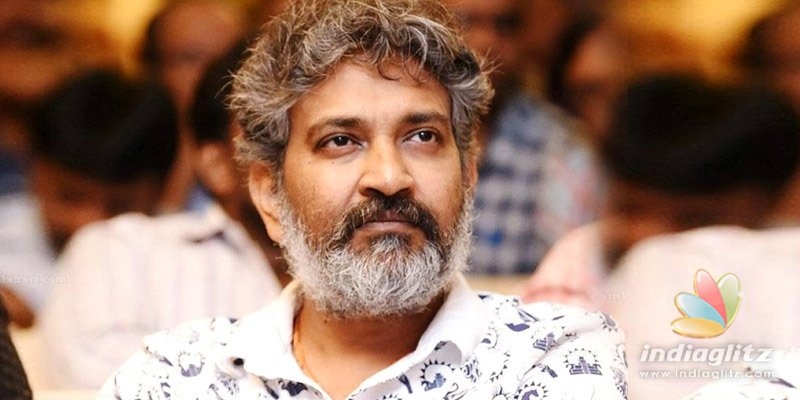 Tweeples demand Rajamouli to adapt Ramayana!