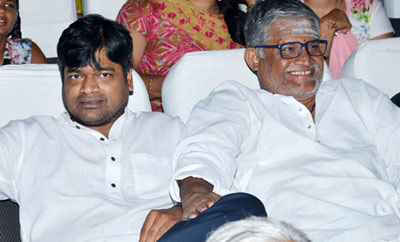 Harish Shankar and Tanikella Bharani Watches DJ at Sriramulu Theater