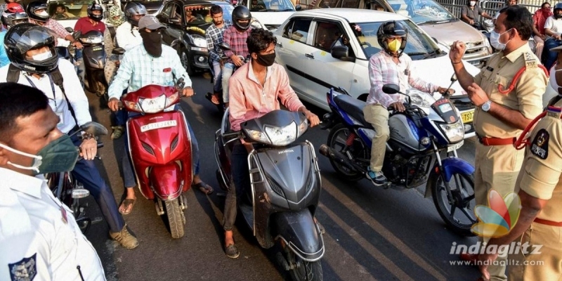 Lockdown: Hundreds of vehicles seized in Hyderabad