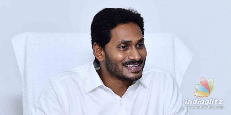 వైఎస్ జగన్ కేబినెట్‌లోని మంత్రులు వీరే..!