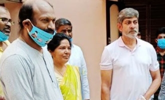 Jagapathi Babu helps 10,000 every day