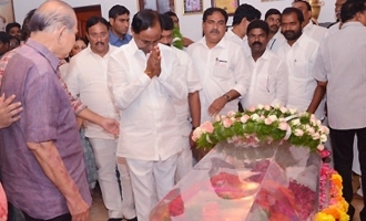 KCR and Other Political Leaders Pay Last Respects to Vijaya Nirmala