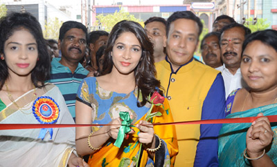 Lavanya Tripathi Launches Arihant Fashion World