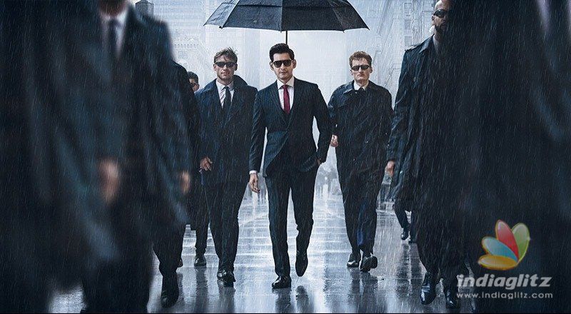 Debonair Mahesh Babu charms in Second Look