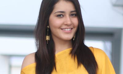 Mahesh Babu, Ram in Raashi Khanna's heart