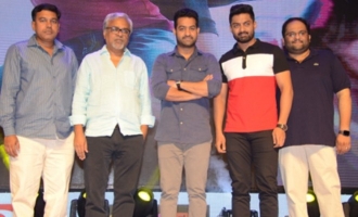 'Naa Nuvve' Pre Release Event