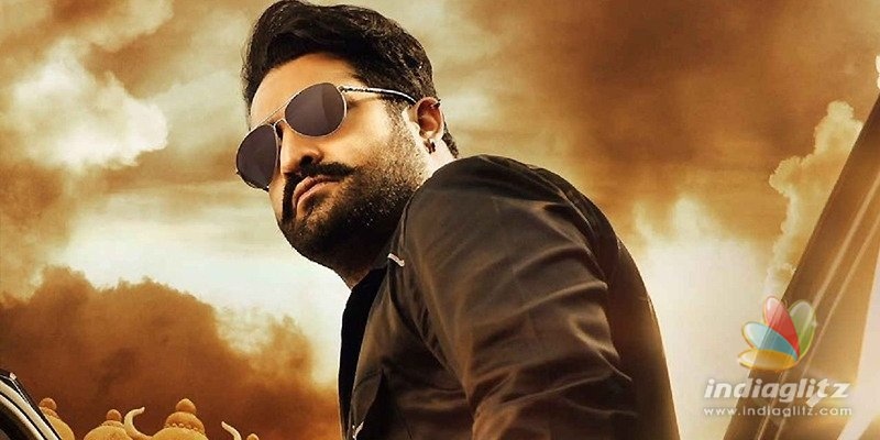 బాలీవుడ్ డైరెక్టర్‌తో యంగ్ టైగర్ ఎన్టీఆర్