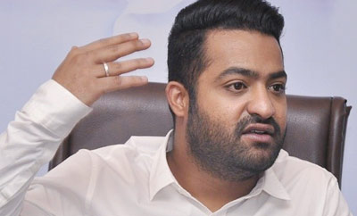 బాహుబలిని ఆకాశానికెత్తేసిన ఎన్టీఆర్...