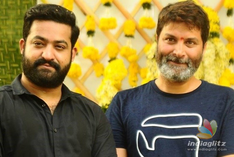 ఎన్టీఆర్‌, త్రివిక్ర‌మ్ చిత్రంలో ఇద్ద‌రు సీనియ‌ర్ హీరోయిన్స్‌