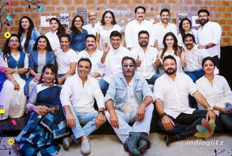 Old friends among actors have masthi reunion