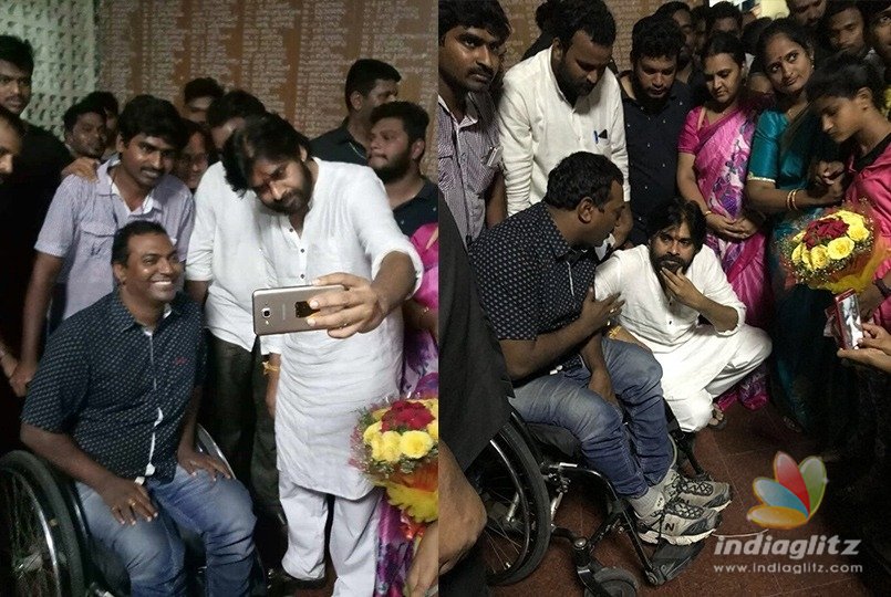 Pawan Kalyan spends 10 mins with fan