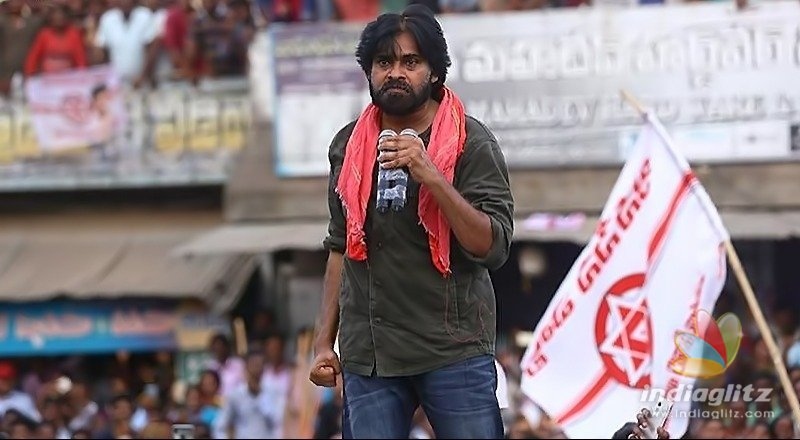 Pawan Kalyan showered with eulogies in Okkadochadu