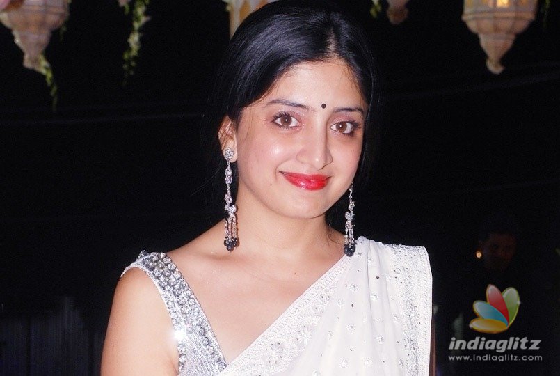 Poonam Kaur targets big star and star director?