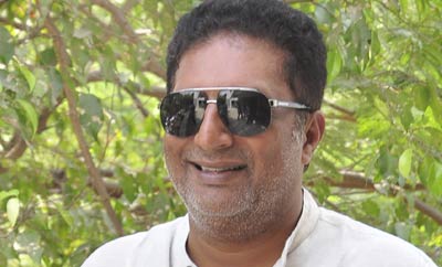 Prakash Raj reveals unknown conversations