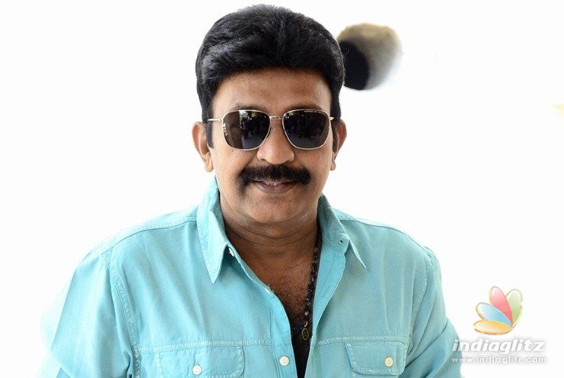 Rajasekhar sustains head injury during risky shot