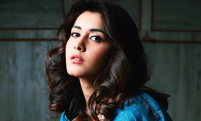 Isn't Raashi Khanna so ravishing?