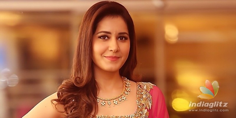 Raashi Khanna at her hottest best!