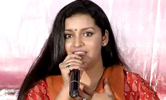 It is the biggest lie: Renu Desai