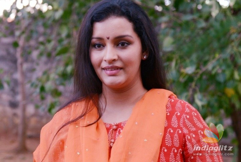 Some stupid politician is doing it: Renu Desai