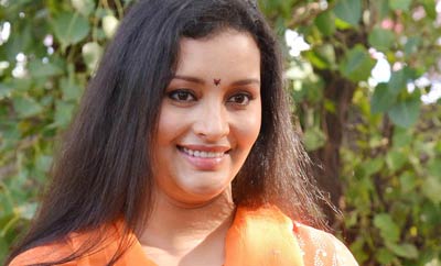 Renu Desai reacts to rumours