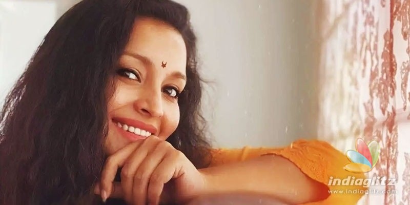 I am doing a beautiful role in a web-series: Renu Desai