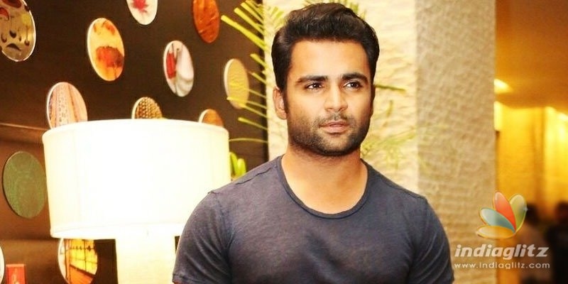 Hyderabad police detain actor Sachin Joshi in Mumbai airport