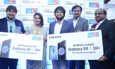 Samantha Launches Samsung S9 @ Bigc Kukatpally