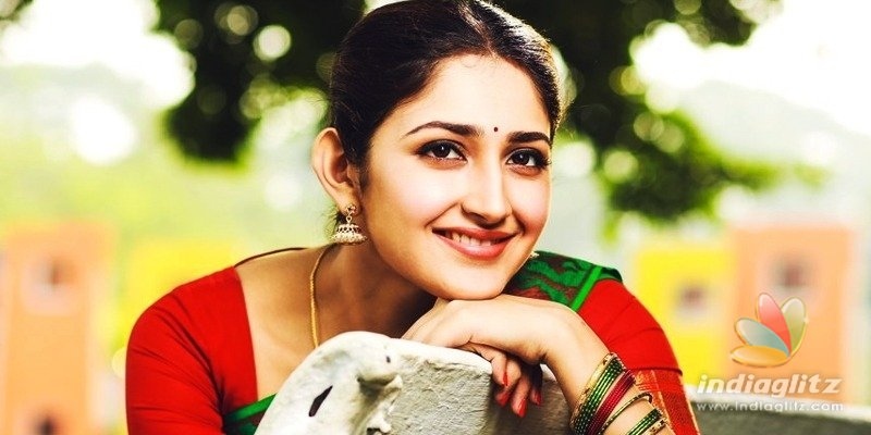 Is Akhil actress Sayyeshaa pregnant? Read this to know