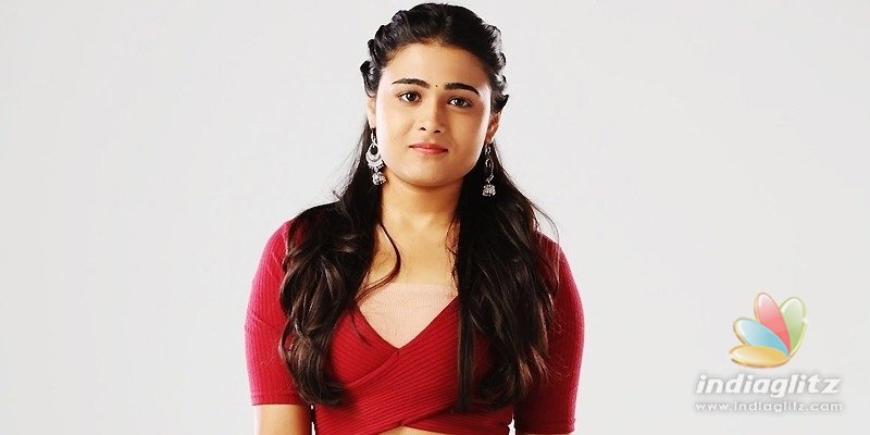 Shalini Pandey to debut in Hindi opposite Ranveer Singh