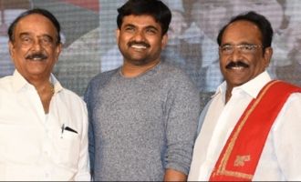 శోభన్‌బాబు అవార్డుల వేడుక దిగ్విజయానికి కృషి చేస్తాం: పరుచూరి బ్రదర్స్