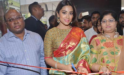 Shriya Saran Launches VRK Silks @ Secunderabad