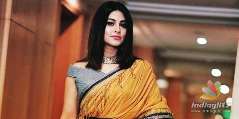 Sneha lodges police complaint against businessmen