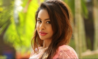 Inconsistent Sri Reddy concedes moral victory to Kammula