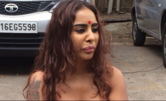 Sri Reddy goes nude, protests on road