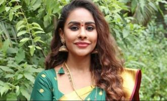 'Reddy Diary' Sri Reddy ditches glamour!