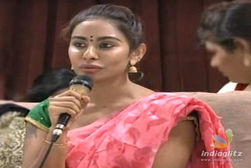 Sri Reddy says sorry to Pawan, mother