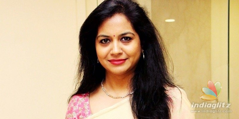 Singer Sunitha to lodge complaint against cheater