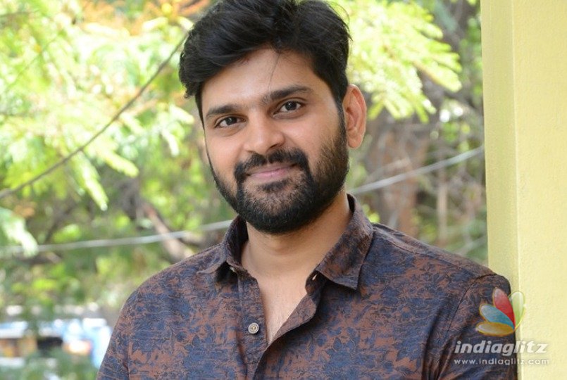 Venky fan Vishnu plays PSPK fan