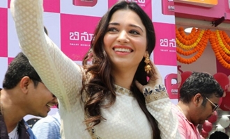 Tamannah Launches B New Mobiles Store @ Srikakulam