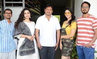 'Taxiwaala' Press Meet