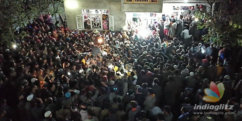 Pic Talk: Thousands attend funeral of terrorist in Kashmir in COVID-times