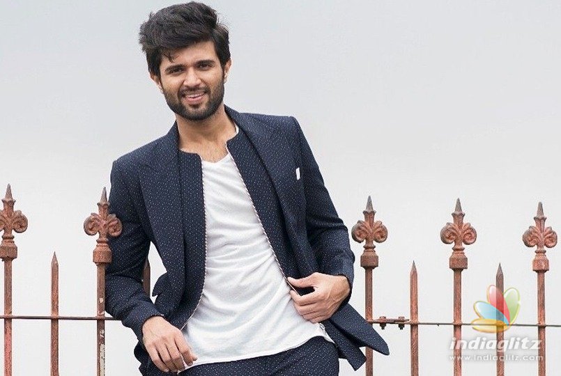 Vijay Devarakonda stuns on sets & how!