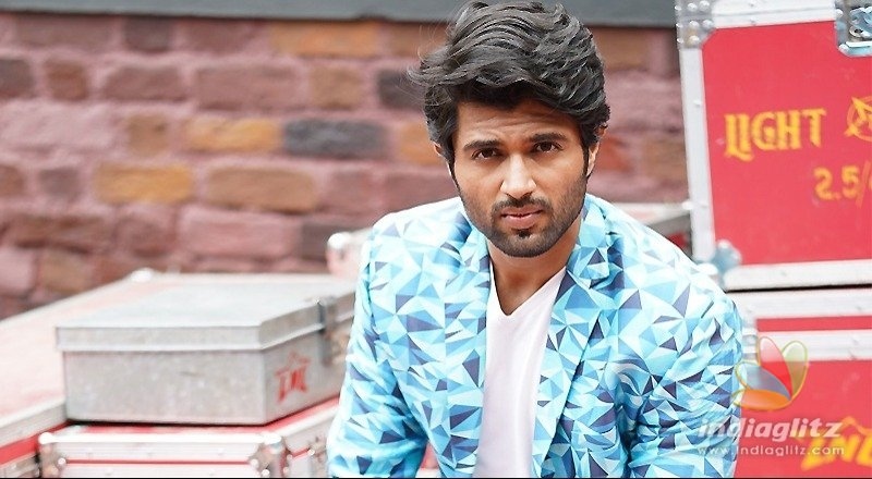 Vijay Deverakonda gets 4th heroine for one film!