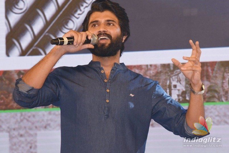 Deverakonda clarifies on controversy