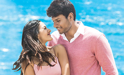 Manasuku Nachindi Review